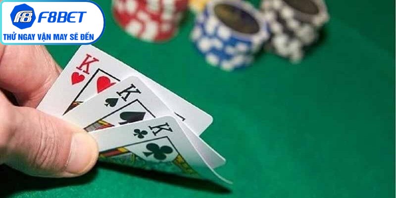 Liêng 3D là 1 trong những game bài ăn khách nhất tại F8Bet